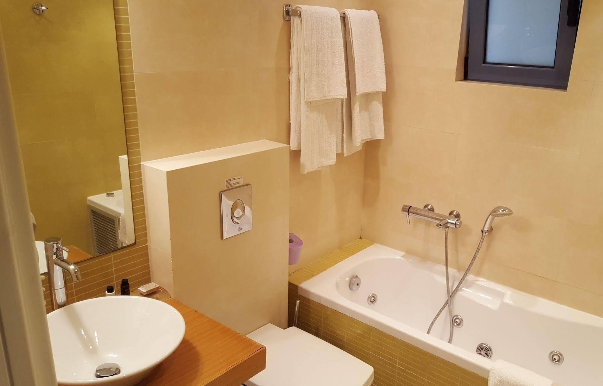 Sea Sight Boutique Hotel Порто-Рафті Екстер'єр фото